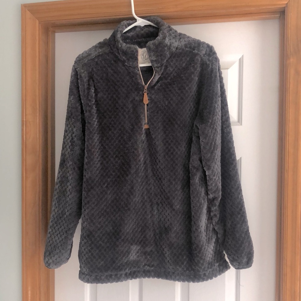 Pullover - Picture 1 of 2